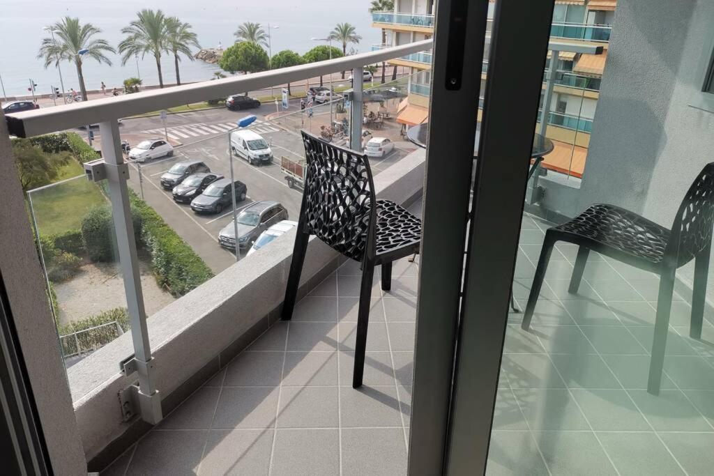Appartement 6 personnes face à la mer Cagnes-sur-Mer Exterior foto